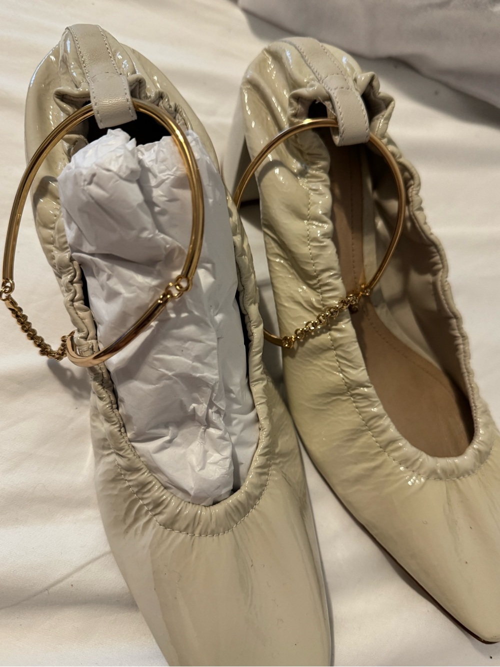 SCHUTZ Cream Patent Leather Ballet Flats with Gold Anklet Detail